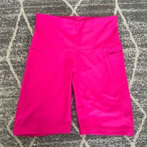 Like new Old Navy Biker Shorts 6” inseam